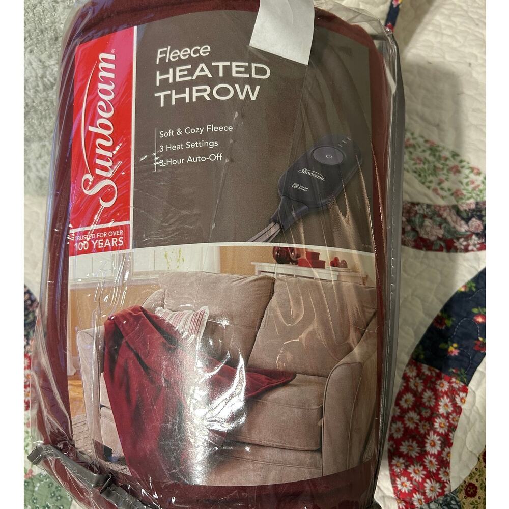 Sunbeam Fleece heated 3 setting auto shut off burgundy new